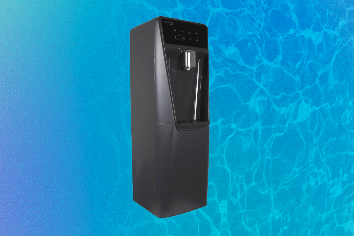 fuente profesional de gran capacidad diseñada para suministrar agua fría, caliente y ambiente.