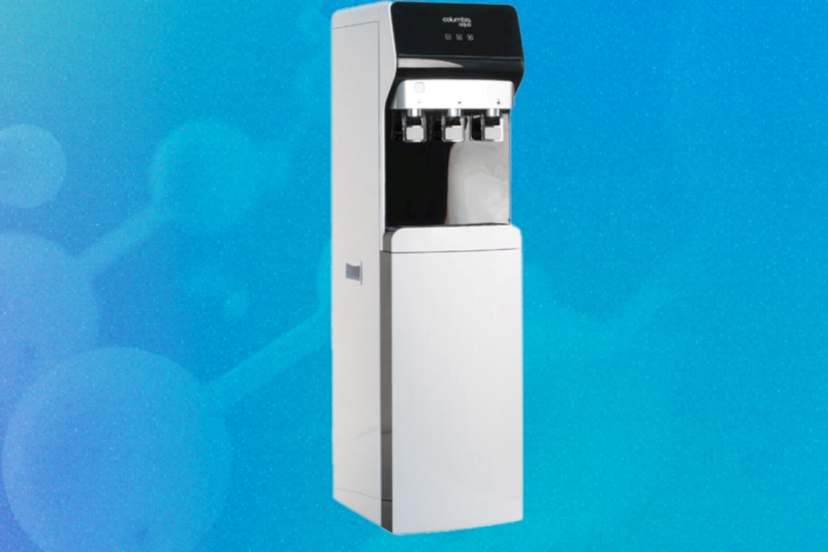 fuente de ultrafiltración robusta y funcional que ofrece agua fría, natural y caliente con una alta capacidad de acumulación